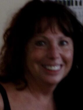 Meet your Posher, Leslie